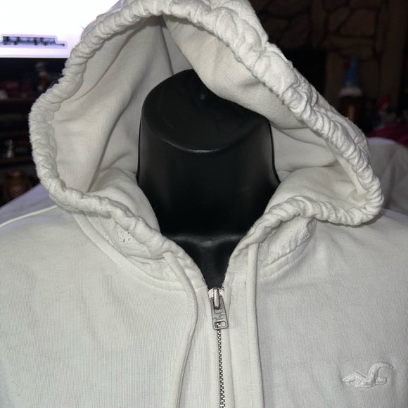 Hollister Full Zip Cropped Eyelet Hood Hoodie - Picture 2 of 11